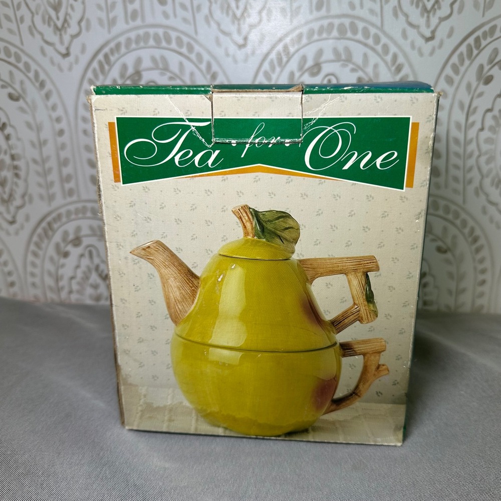 Peggy Jo Ackley Tea For One Teapot Ceramic Pear Shaped Green Red Accents CIC VTG